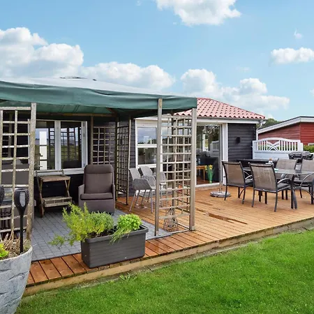 Holiday home Cozy In With Wifi Mesinge